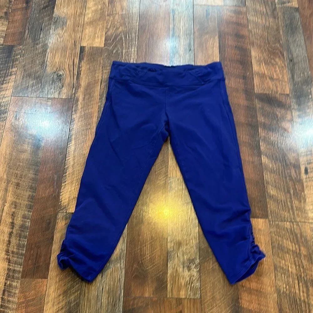 Athleta Capri length leggings M (3900A)